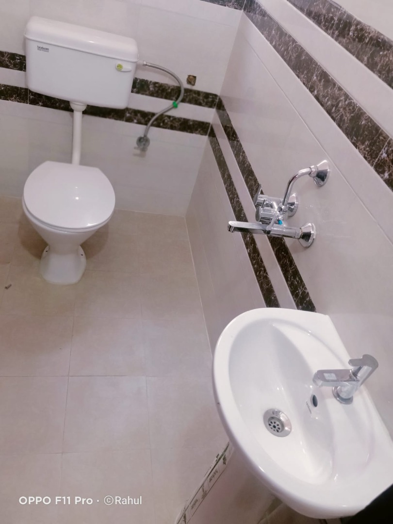 Unfurnished 2bhk in Gandhi Basti, Sarania Hills, Guwahati, Assam, India for Rent